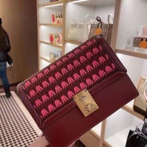 NWT COACH Hutton Shoulder Bag Red Wine Woven Leather Handbag